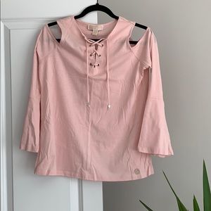 🎉HP🎉 Michael Kors Open Shoulder Blossom Top